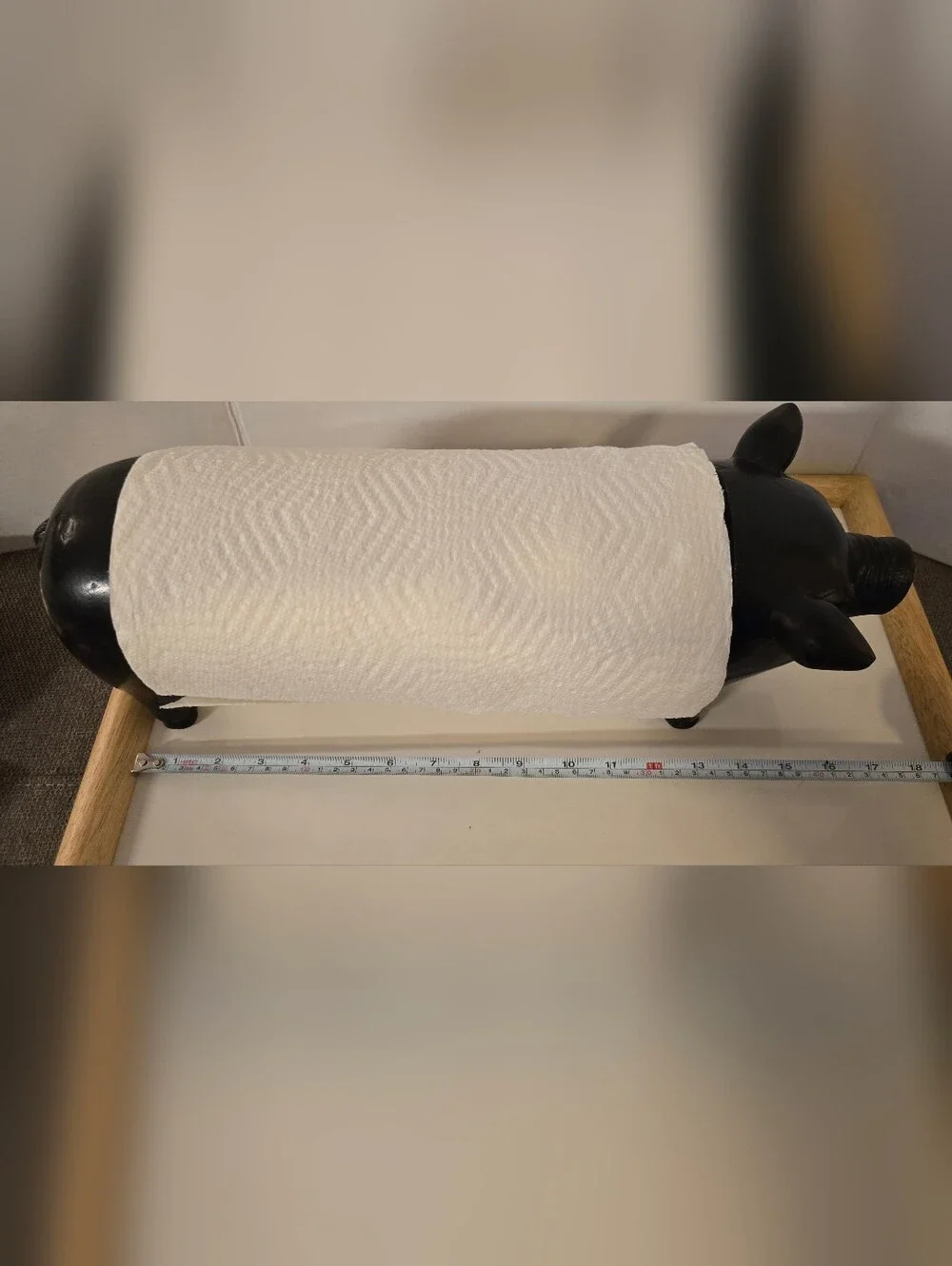 Vintage Farmhouse Pig Paper Towel Holder – Black Resin/Wood